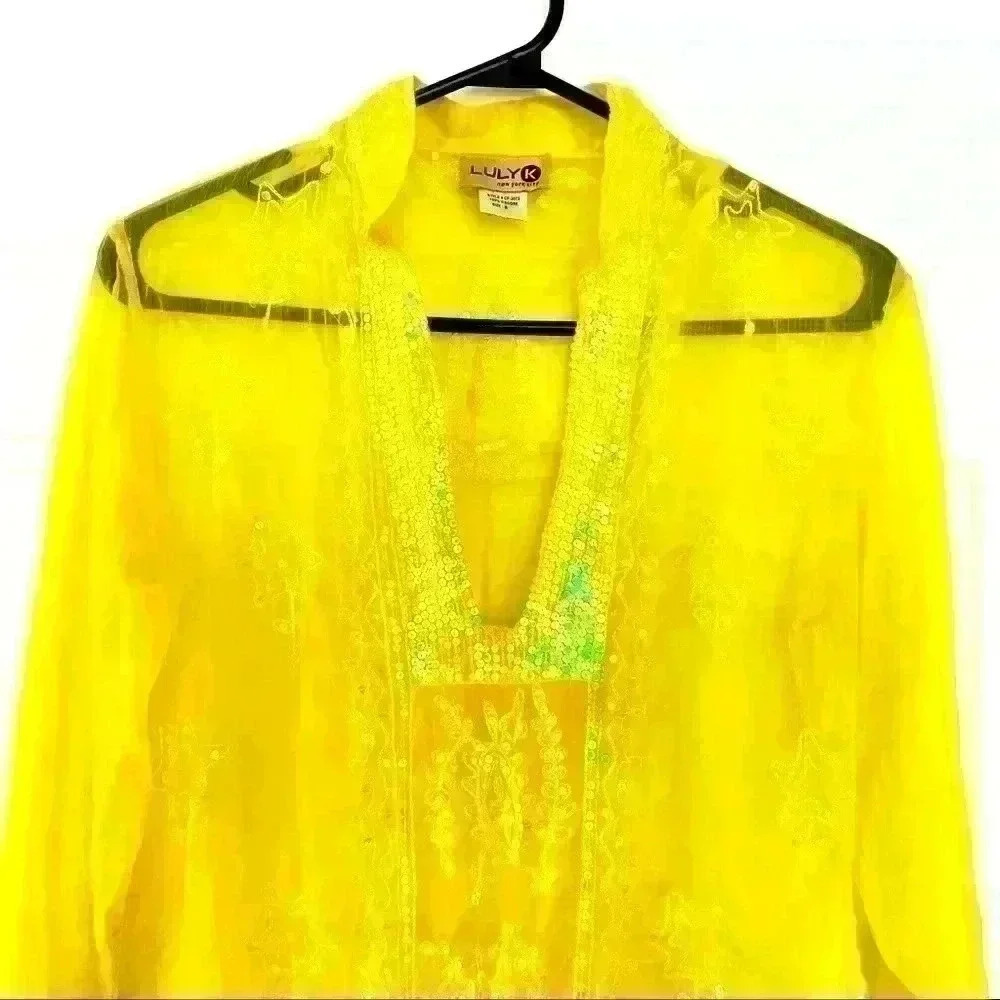 LULI K YELLOW SWIMWEAR  TUNIQUE SEQUINS SIZE SMALL